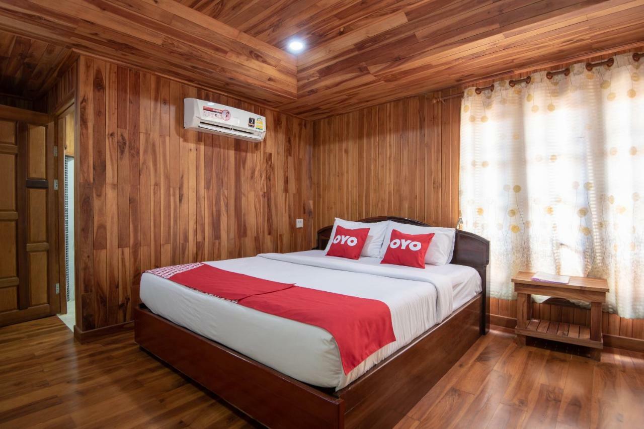 Oyo 351 Palmsuay Resort Khao Saming Kültér fotó